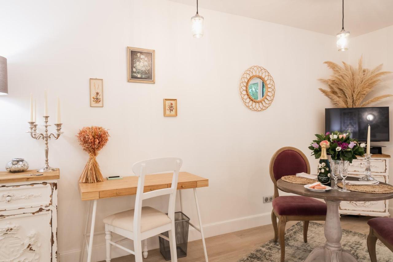 에페르네이 The French Boudoir 아파트 외부 사진
